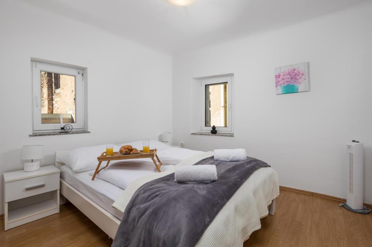 Main View Apartment Rijeka Exteriör bild