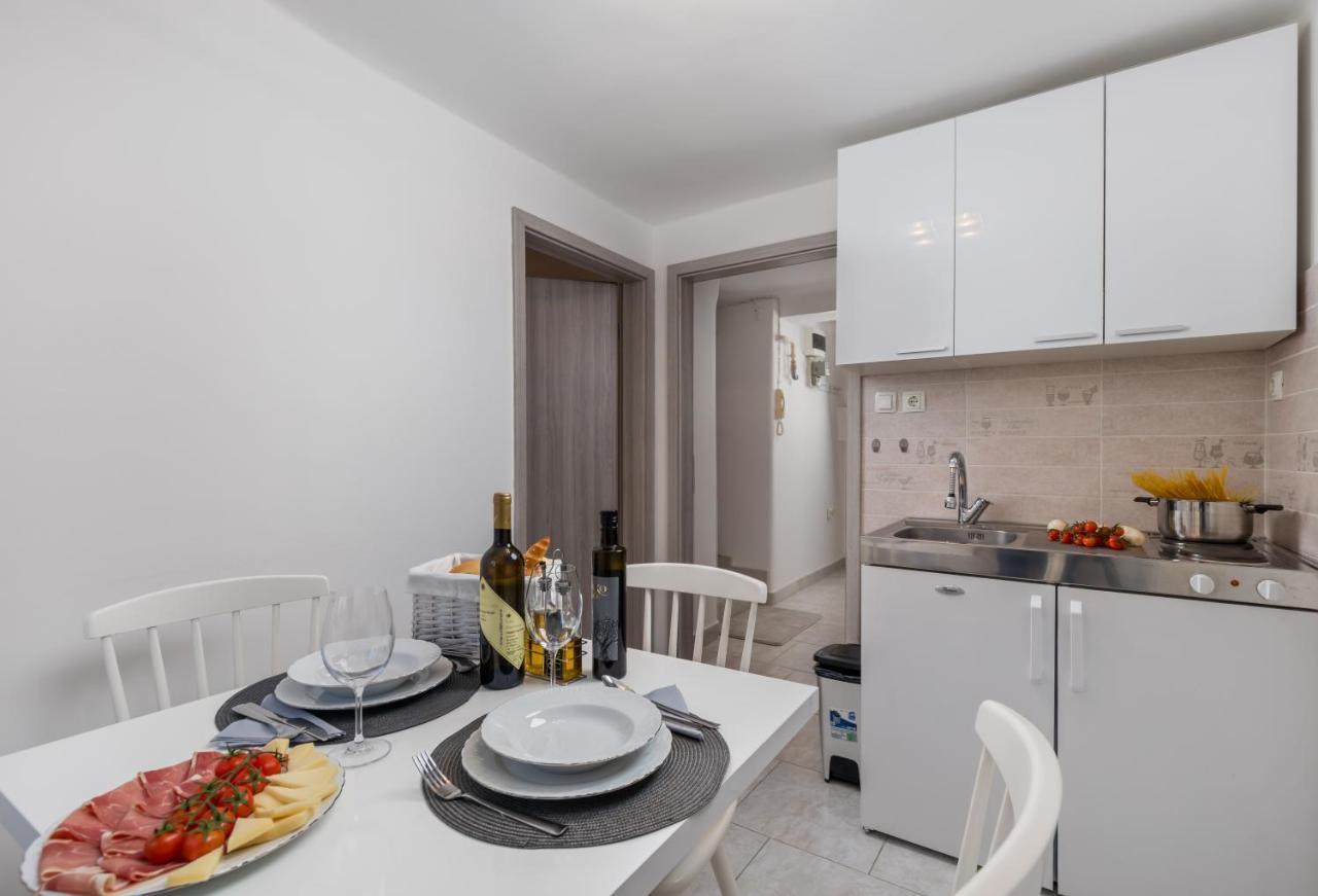 Main View Apartment Rijeka Exteriör bild